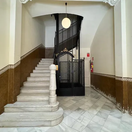 Modern Elegance By Myrentalhost Barcelona